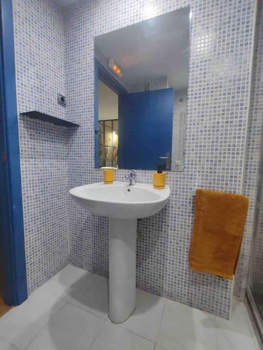 Loft Cerca De Calle De Alcala Madrid Exterior foto
